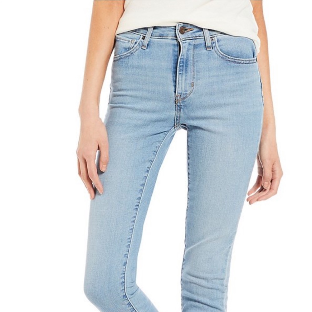 LEVIS 721  HIGH RISE SKINNY 26